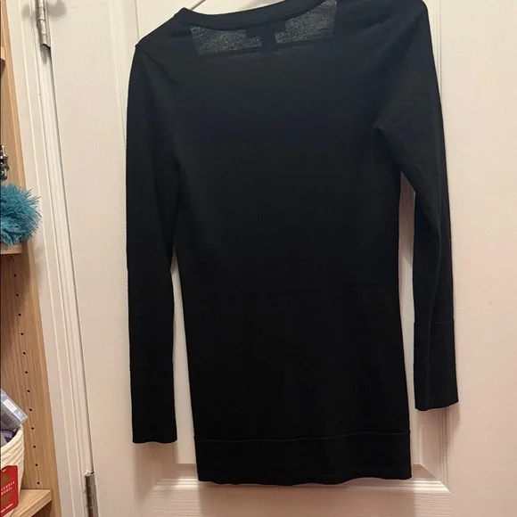 White House Black Market Black Buttoned Cardigan - Picture 4 of 6